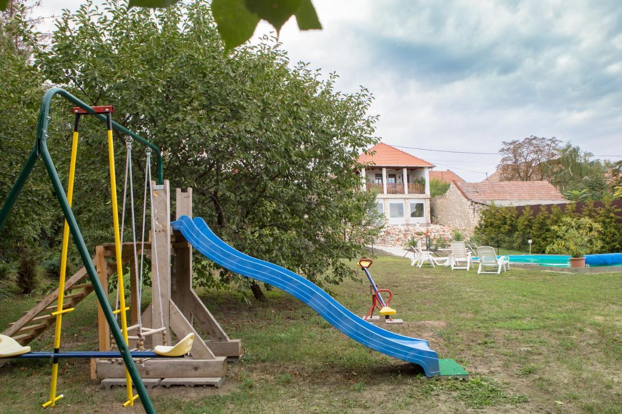 Hegyaljai Panoráma Vendégház Szerencs Kültér fotó
